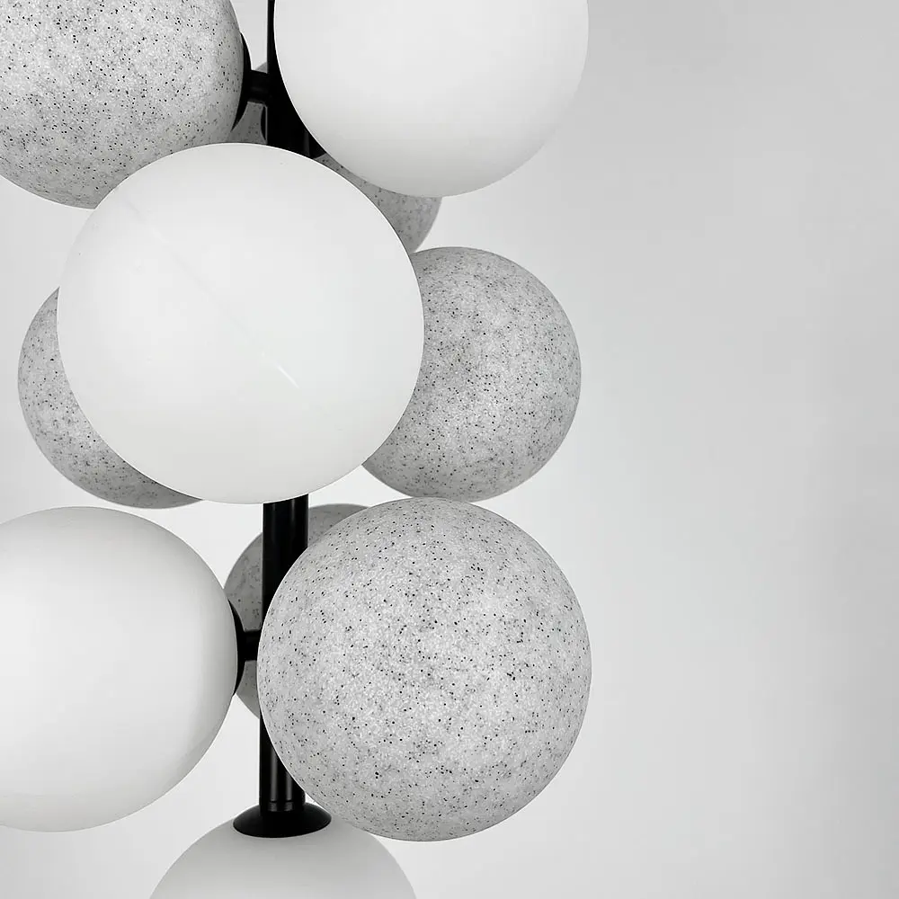 Підвісний світильник на 4 білих та 6 сірих кульок | Арт. 909/10 BK+WT+WT | Line F - фото 4