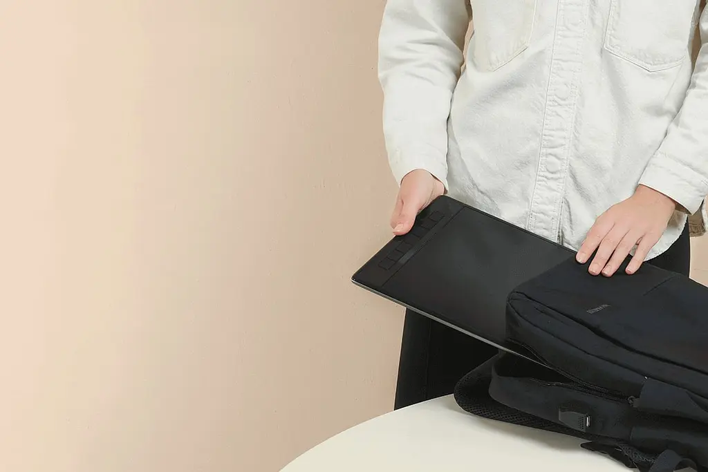 Huion Графічний монітор Huion Kamvas Pro 13 2.5K чорний - фото 4