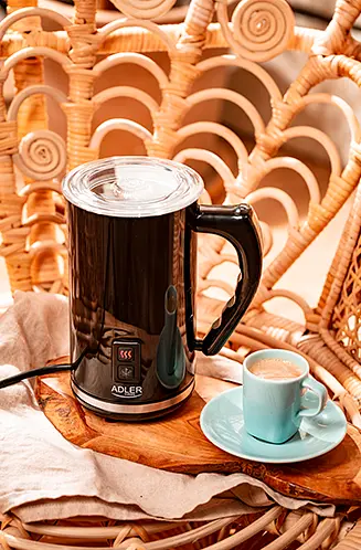 Вспениватель молока Adler AD 4478 с антипригарным покрытием 500 Вт 240 мл черный - фото 9