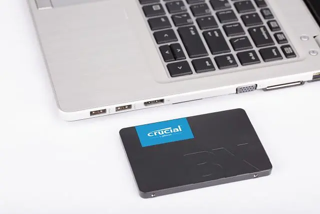 Твердотільний накопичувач 2Tb, Crucial BX500, SATA3, 2.5, 3D TLC, 540/500 MB/s (CT2000BX500SSD1) - фото 3