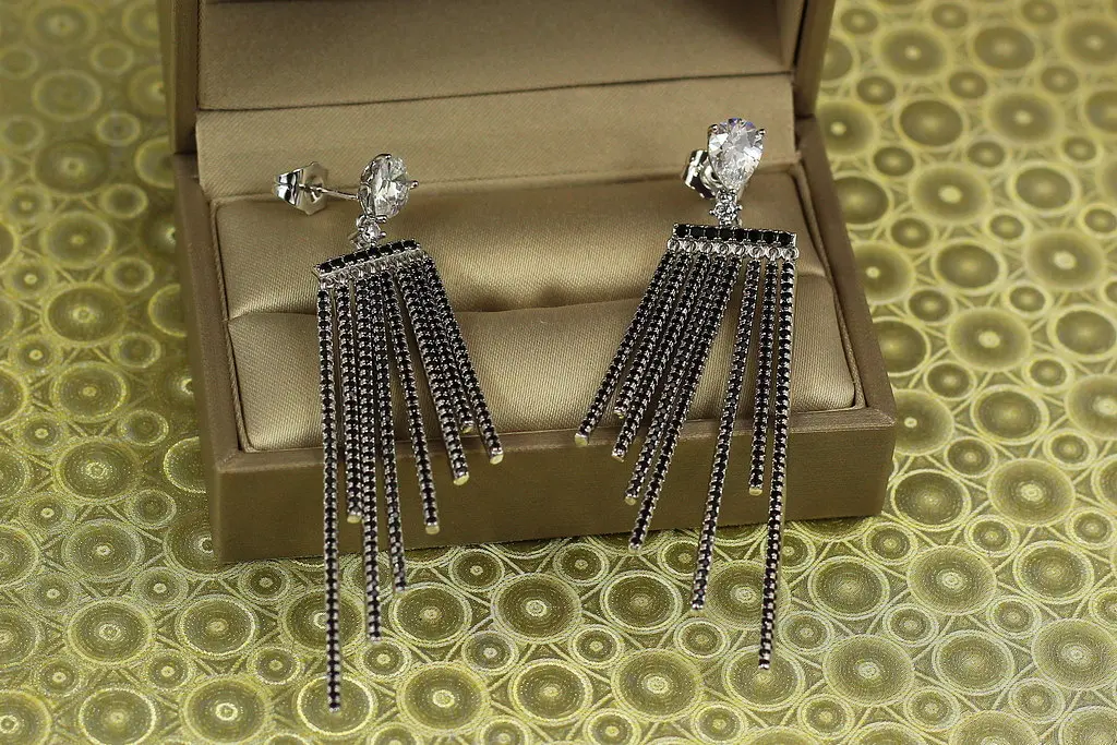 Сережки гвоздики Xuping Jewelry підвіски сяючі промені 7 см сріблясті - фото 2