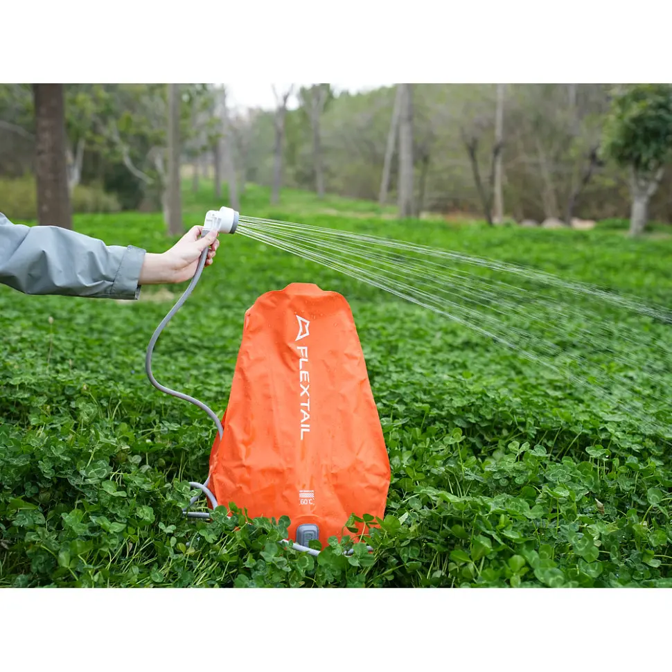 Душ портативний Flextail Tiny Shower Bag (TSB-650) 20л - з електро насосом - помаранчевий - фото 5