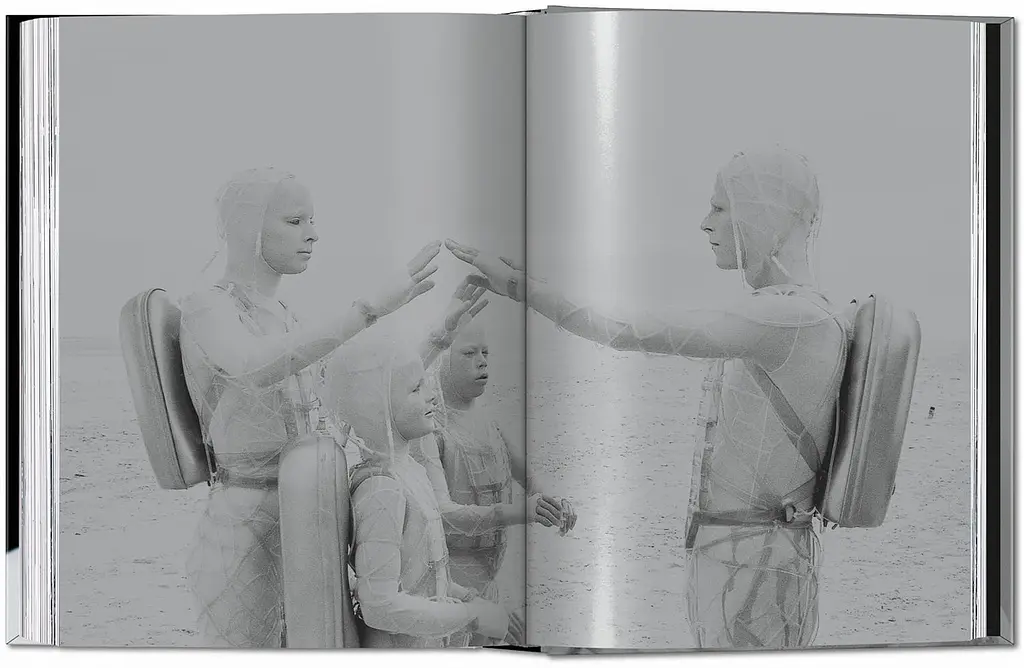 David Bowie. The Man Who Fell to Earth. 40th Ed. - фото 4
