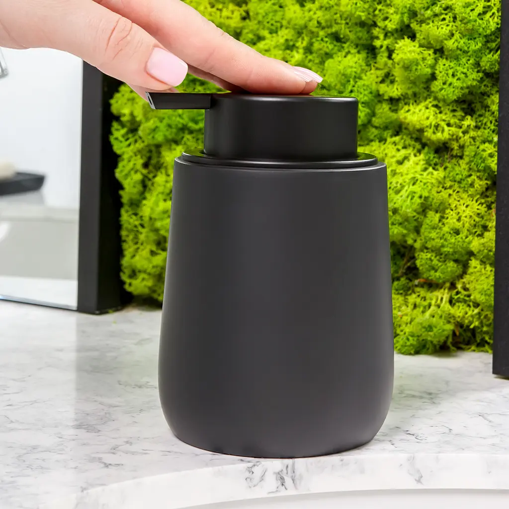 Набір аксесуарів для ванної кімнати МВМ My Home MVM-17 чорний (MVM-MH-17 BLACK) - фото 9