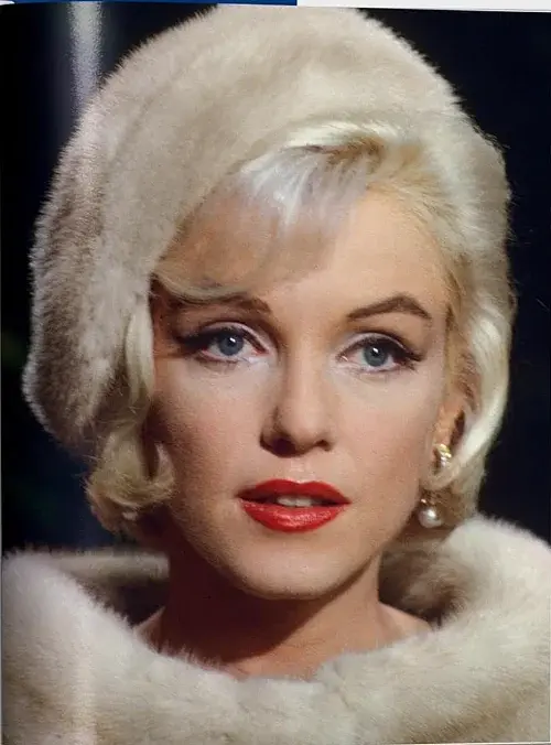 Lawrence Schiller. Marilyn & Me - фото 11