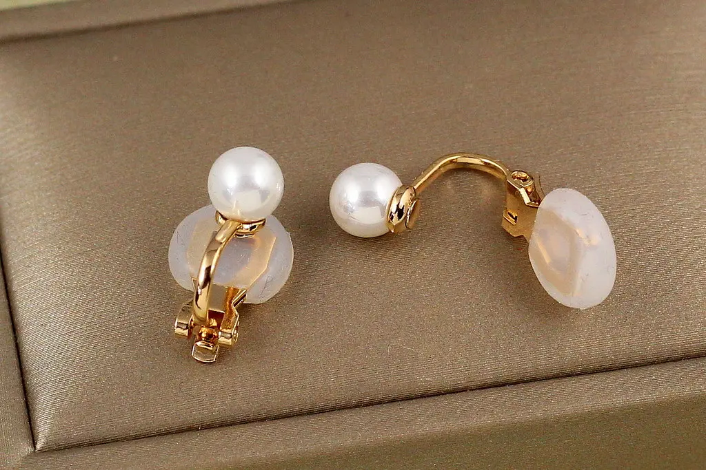 Сережки кліпси Xuping Jewelry перлина 1,5 см золотисті - фото 3