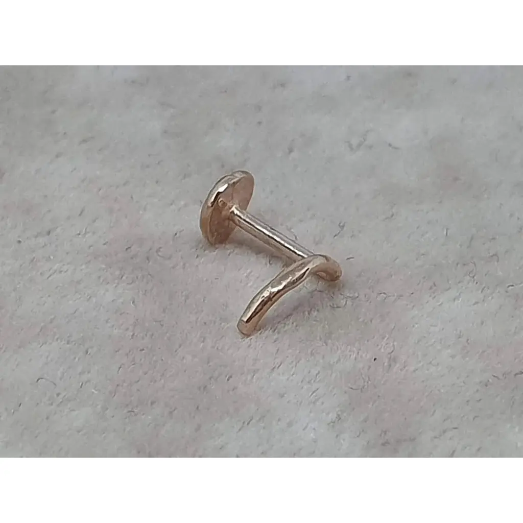 Золотая серьга-пирсинг в нос Dear. 1008 - фото 3