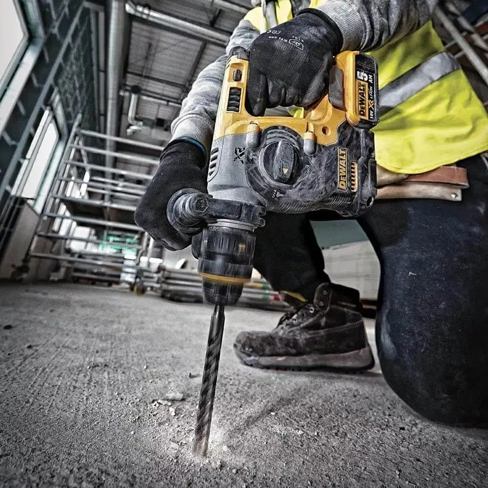DeWALT Перфоратор акумуляторний DeWalt SDS PLUS 18В 2.1Дж 0-1100об/хв 0-4600уд/хв 3 режими, кейс 2.5кг без АКБ і ЗП - фото 4