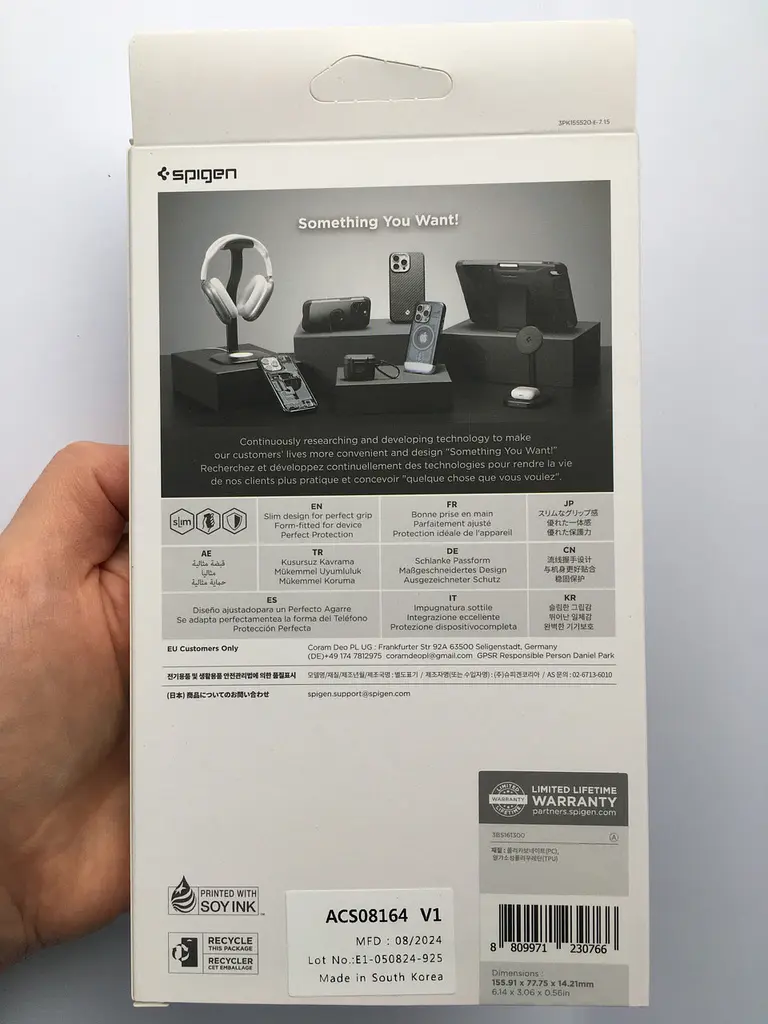 Оригінальний протиударний чохол для iPhone 16 Pro Spigen Slim Armor MagSafe Black ACS08164 (MagFit) з підставкою - фото 5