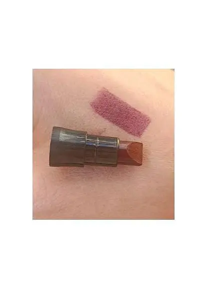Зволожувальна матова губна помада Avon Ультра Superb Wine/Бургунді 3.6 г - фото 3