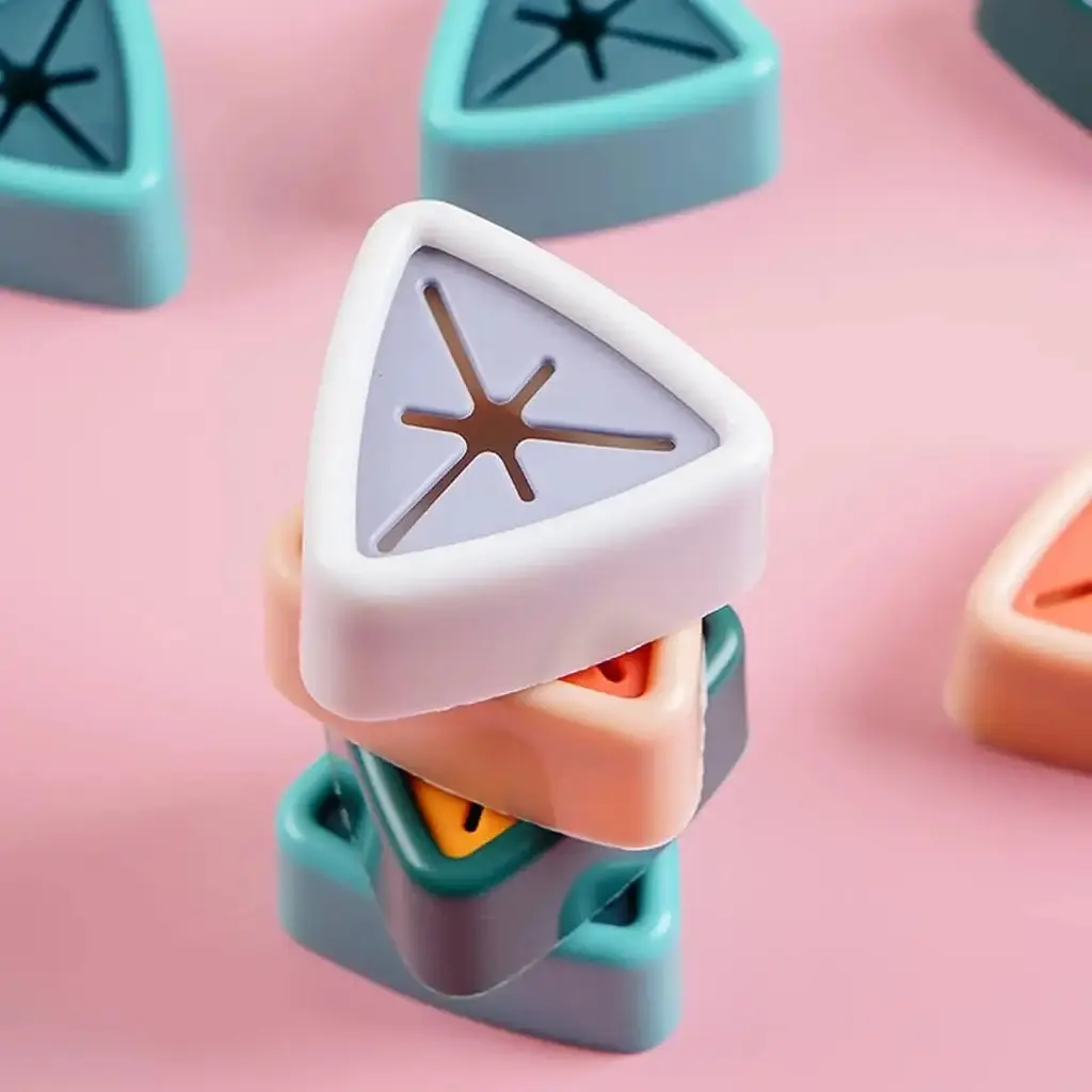 Треугольный держатель для полотенец Supretto в ванную и на кухню самоклеящийся бело-серый (82870002) - фото 2