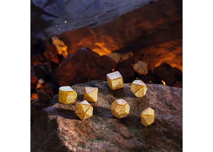 Набор кубиков Dwarven Dice Set: Gold , 7 шт. (RDWA08) - фото 4