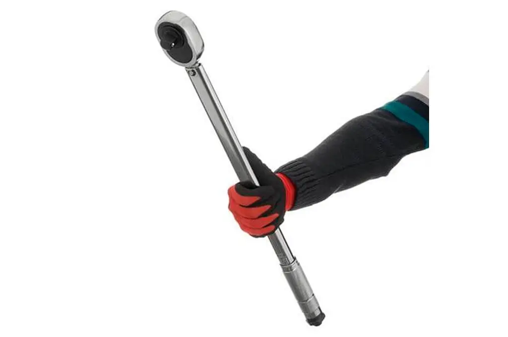 Ключ динамометрический Intertool 3/4" x 70-420 Н/м с переходником 1/2" XT-9010 - фото 7
