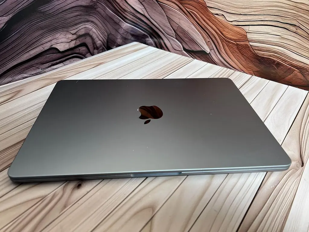 Ноутбук Apple MacBook Air 13.6" 2022 M2/24/512 (L3969K2D0Y) Б/в - фото 8