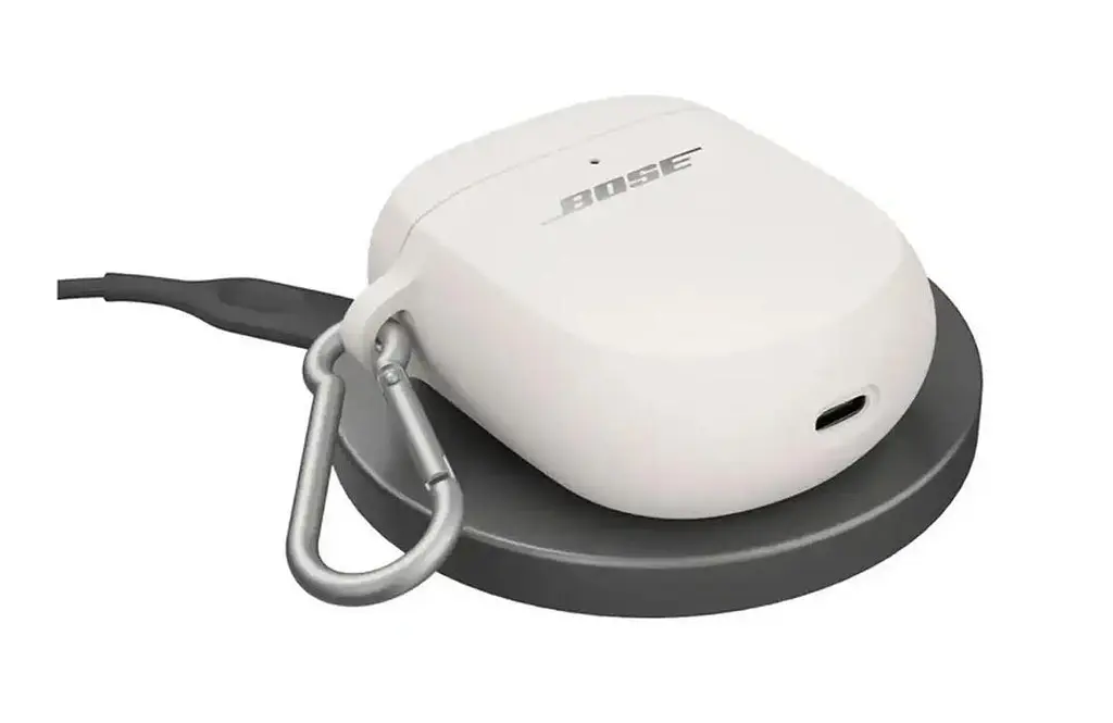Кейс для навушників із бездротовою зарядкою Bose Wireless Charging Earbud Case для QuietComfort Earbuds II (білий) - фото 3
