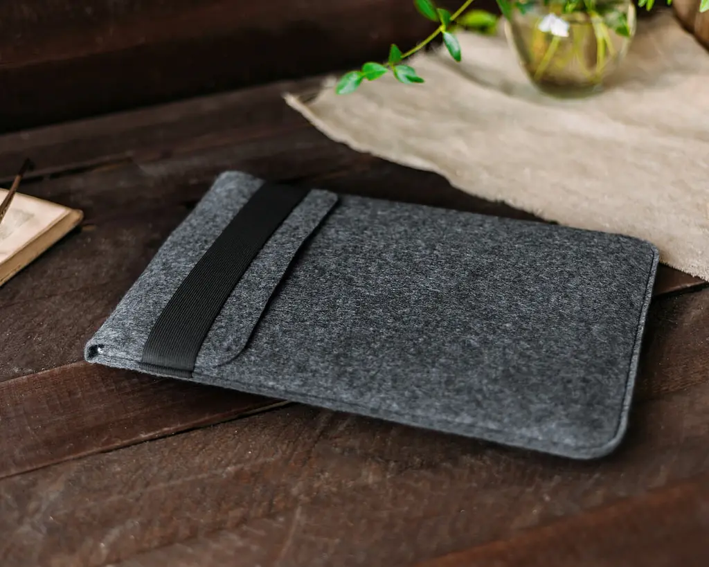 Чохол для ноутбука Gmakin для Macbook Pro 13 New Сірий, Конверт, На резинці (GM71-13New) - фото 8