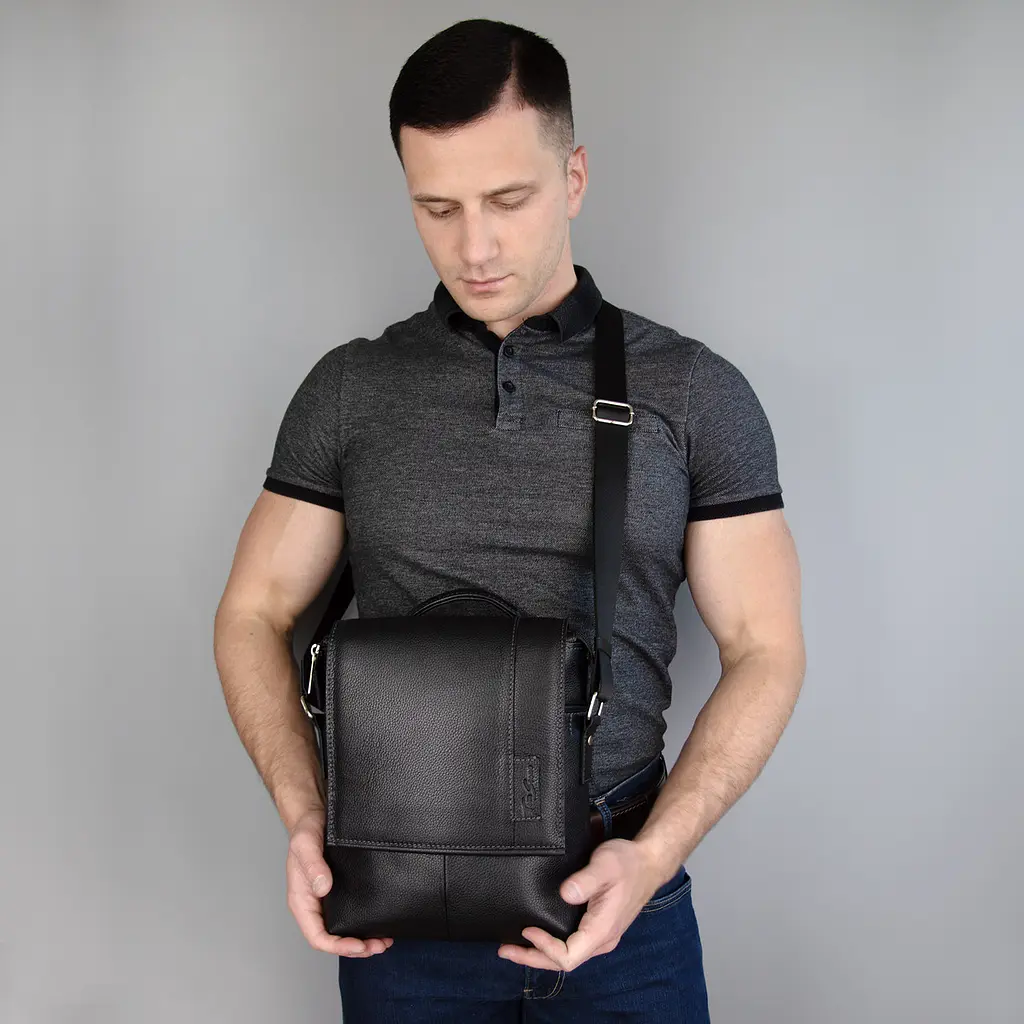 Сумка мужская кожаная повседневная с клапаном Tom Stone 309 B черная - фото 7