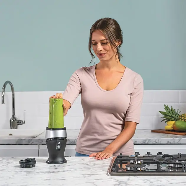 Блендер Ninja Slim Blender & Smoothie Maker QB3001EUS - фото 4