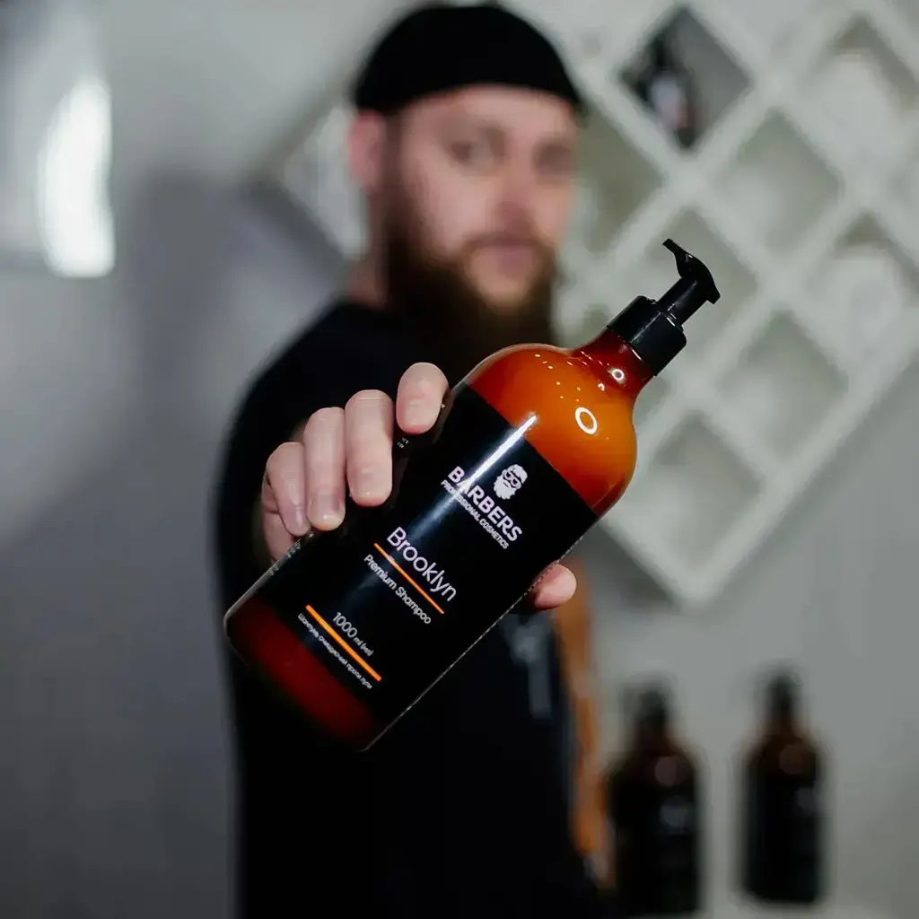 Шампунь Barbers для чоловіків проти лупи Brooklyn 1000 мл 4823099501434