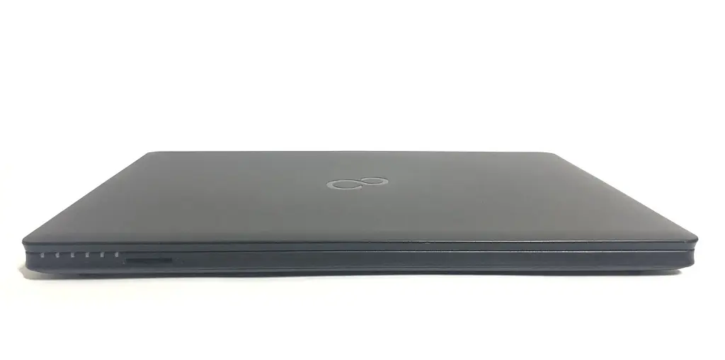 Ноутбук Fujitsu Lifebook A357 / 15.6" FullHD IPS / i3-6006U / 8GB / 128GB SSD / Win10Pro - Б/в - фото 6