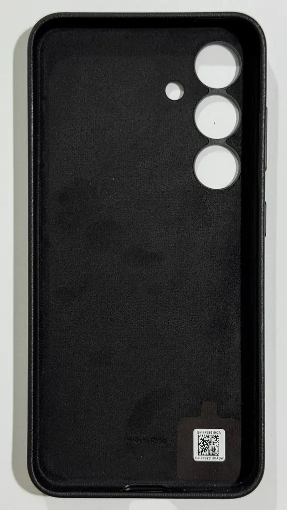 Оригінальний шкіряний чохол для Samsung Galaxy S24 Vegan Leather Case Black GP-FPS921HCABW SM-S921 - фото 5