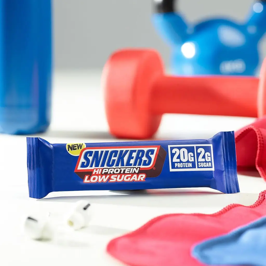 Шоколадний батончик Snickers Hi Protein Low Sugar Milk Chocolate Bar 57 г - фото 4