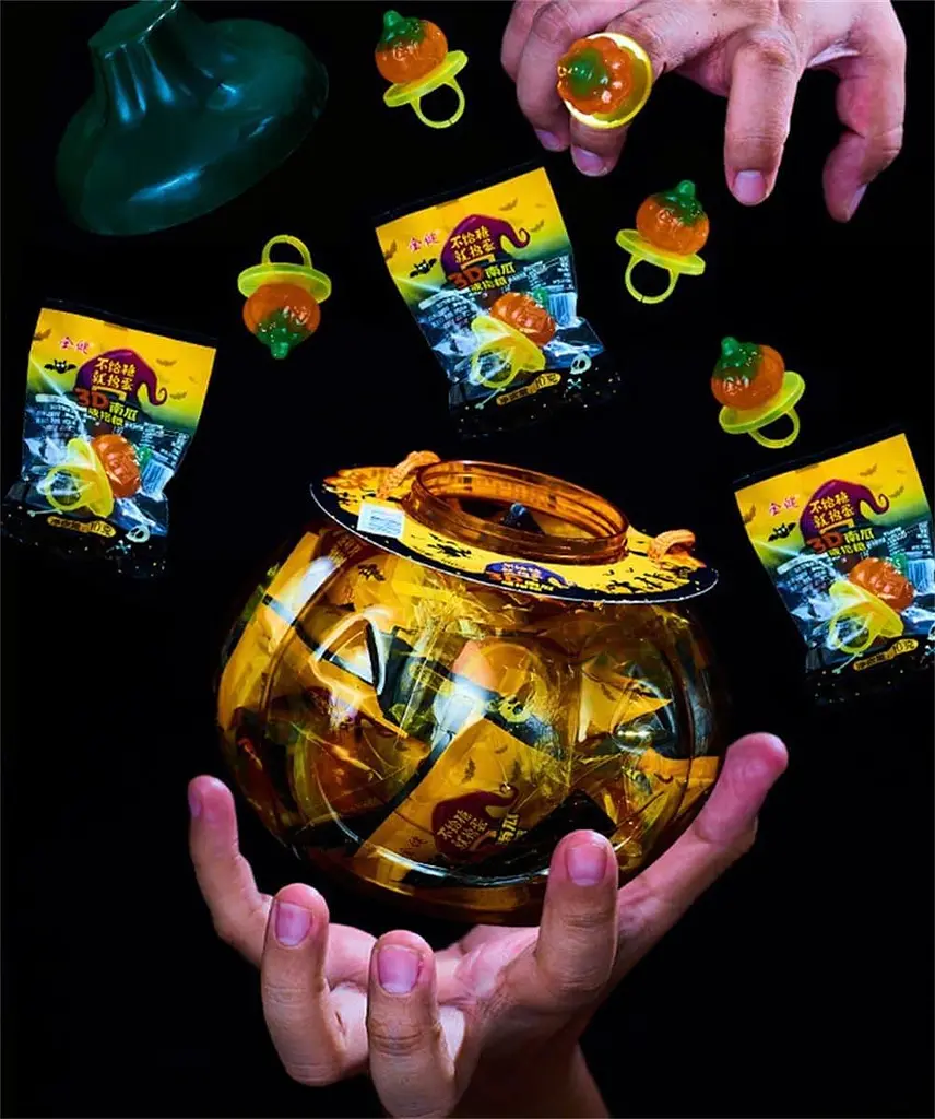 Набір льодяників Halloween Ring Candy Pumpkin Ring у формі гарбузового кільця 18шт, 180г - фото 4
