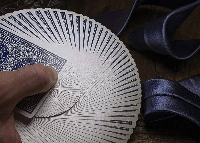 Карты игральные United States Playing Card Company Theory11 Tycoon Blue Edition (T11TB) - фото 2