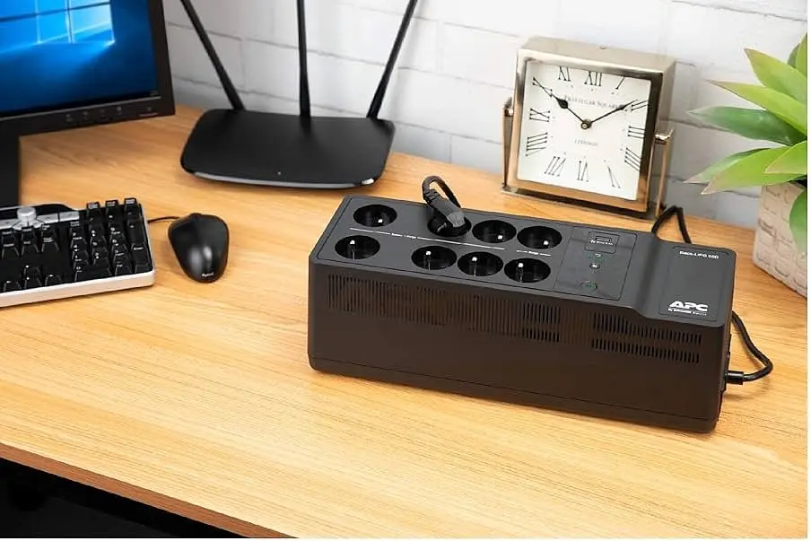 Линейно-интерактивный ИБП APC Back-UPS 650VA (BE650G2-CP) - фото 6