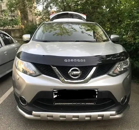Дефлектор капоту мухобійка для Nissan Qashqa 2014-2017 (Voron Glass) MN10614 - фото 3