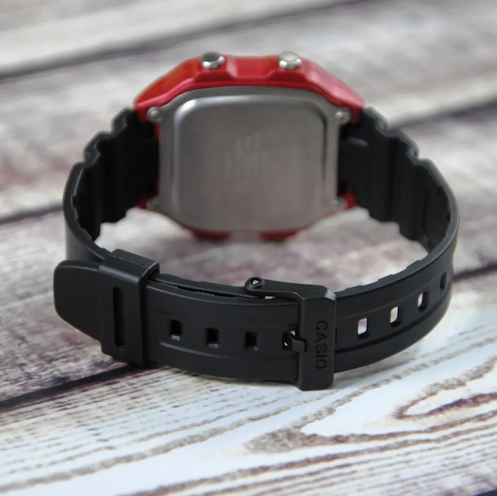 Годинник Casio AE-1300WH-4AVEF - фото 4