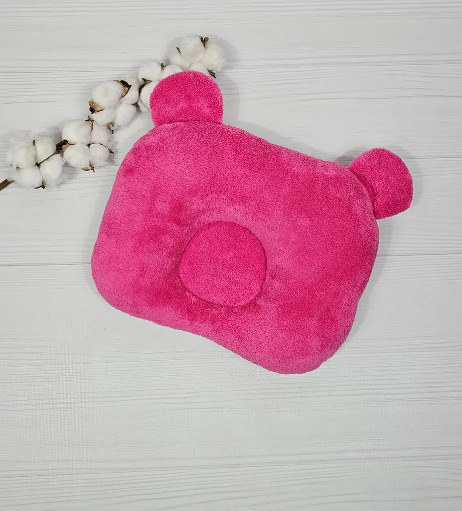 Дитяча ортопедична подушка 24×32 для новонароджених a.l.babybox Горох білий на рожевому т рожевий фліс - фото 2