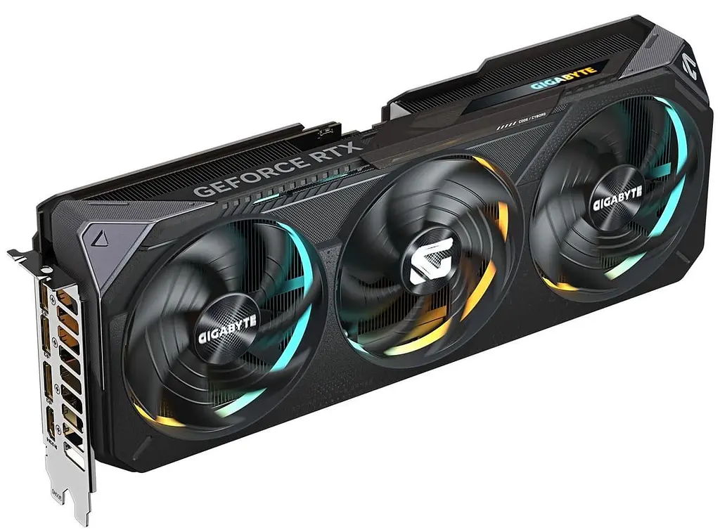 Відеокарта GIGABYTE RTX 5070 12GB GAMING OC (GV-N5070GAMING OC-12GD) (GDDR7, 192 bit, PCI-E v5.0 x16) - фото 2