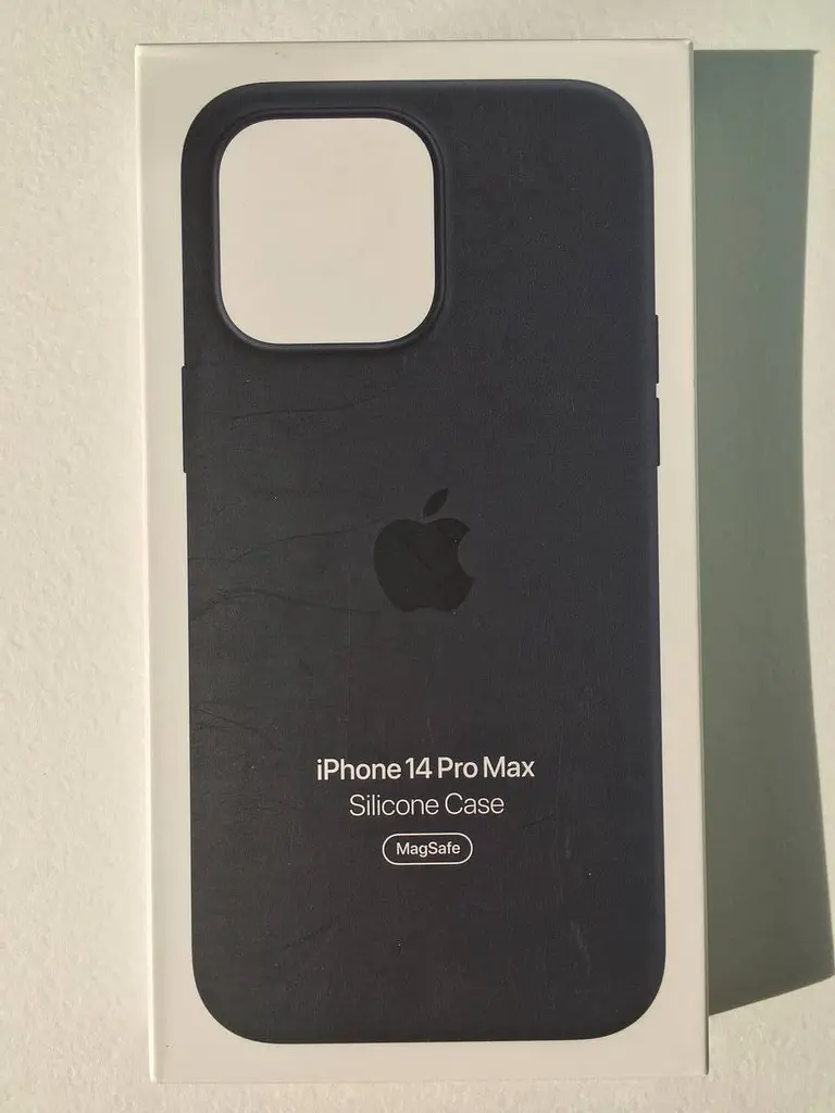 Оригінальний силіконовий чохол для iPhone 14 Pro Max (6.7") Apple Silicone Case MagSafe Midnight MPTP3ZE/A