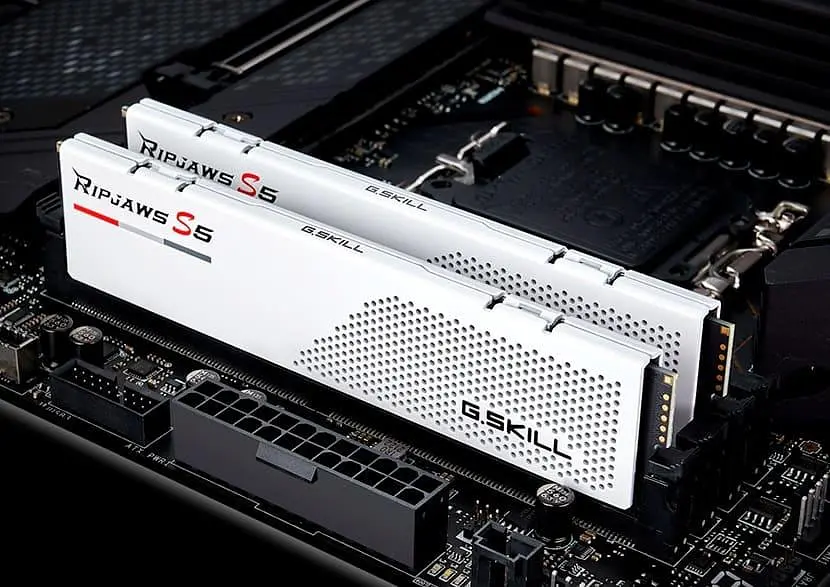 Модуль пам'яті G.Skill DDR5 32Gb (2x16) Ripjaws S5 5200Mhz White XMP 3.0 (F5-5200J4040A16GX2-RS5W) - фото 3
