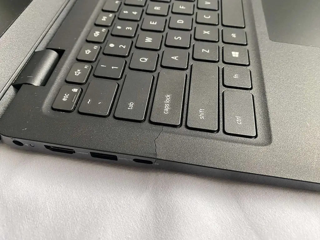 Ноутбук DeLL Latitude 3420 (i5-1145G7 / 16GB / SSD 256GB) Refurbished - фото 4