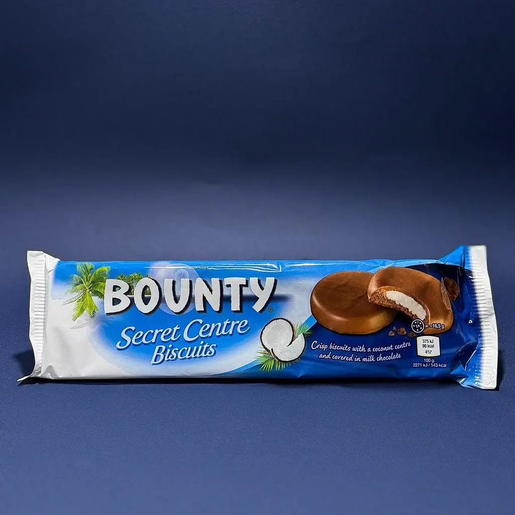 Печиво Bounty Secret Centre Biscuits 132 г