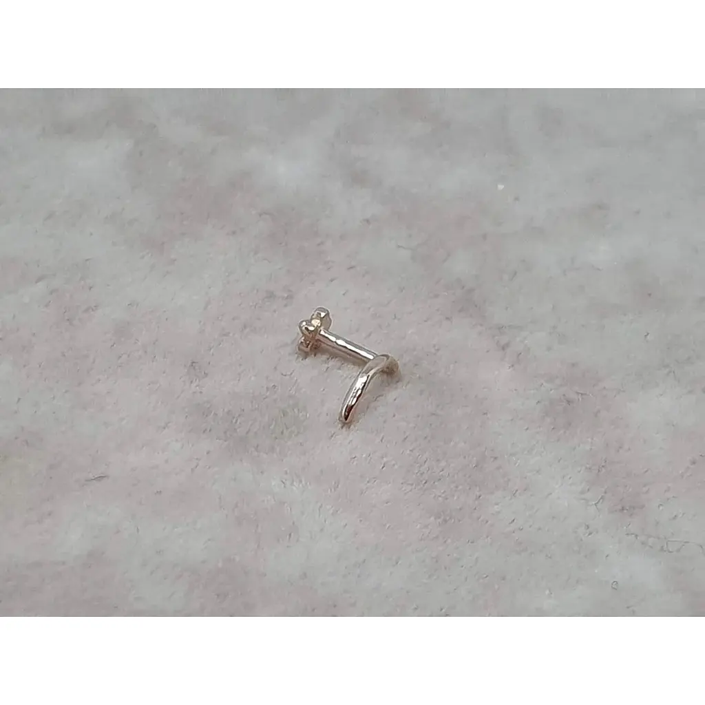 Золотая серьга-пирсинг в нос Dear. 1009 - фото 2