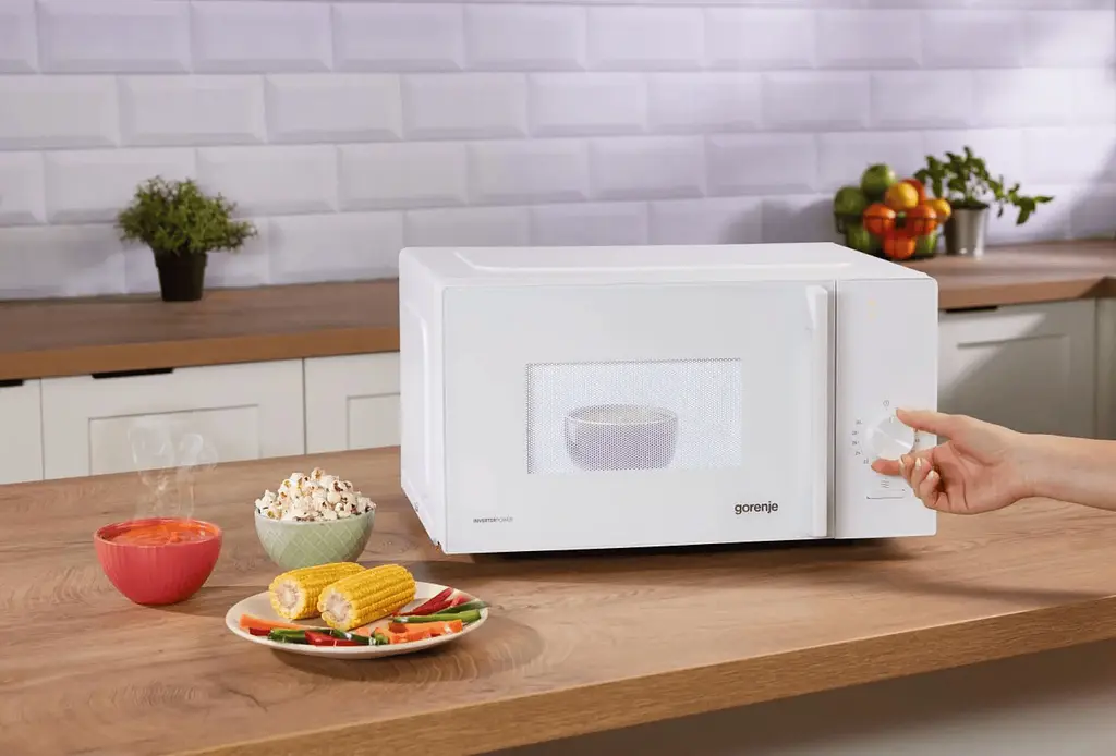 Мікрохвильова піч Gorenje MO20E1W15 (7290708) - фото 5
