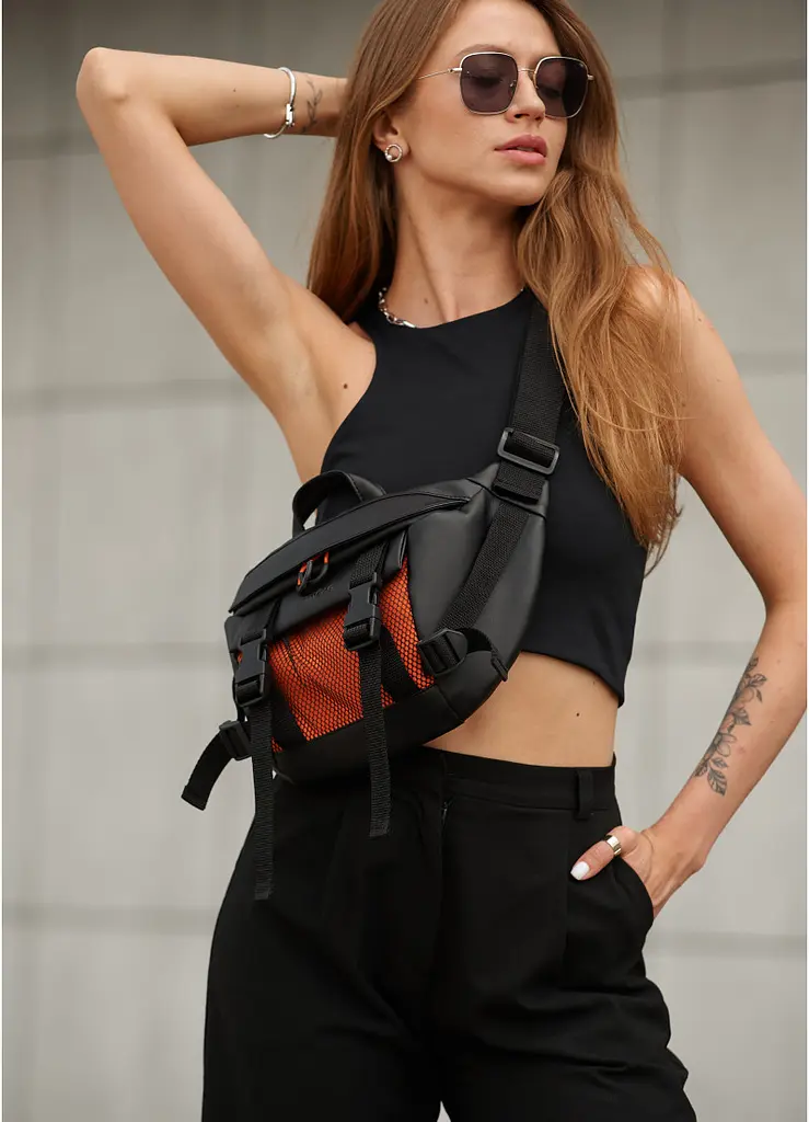 Жіноча сумка бананка Sambag Dynamicdart чорно-помаранчева 38 × 21 × 7 см (80411129) - фото 4