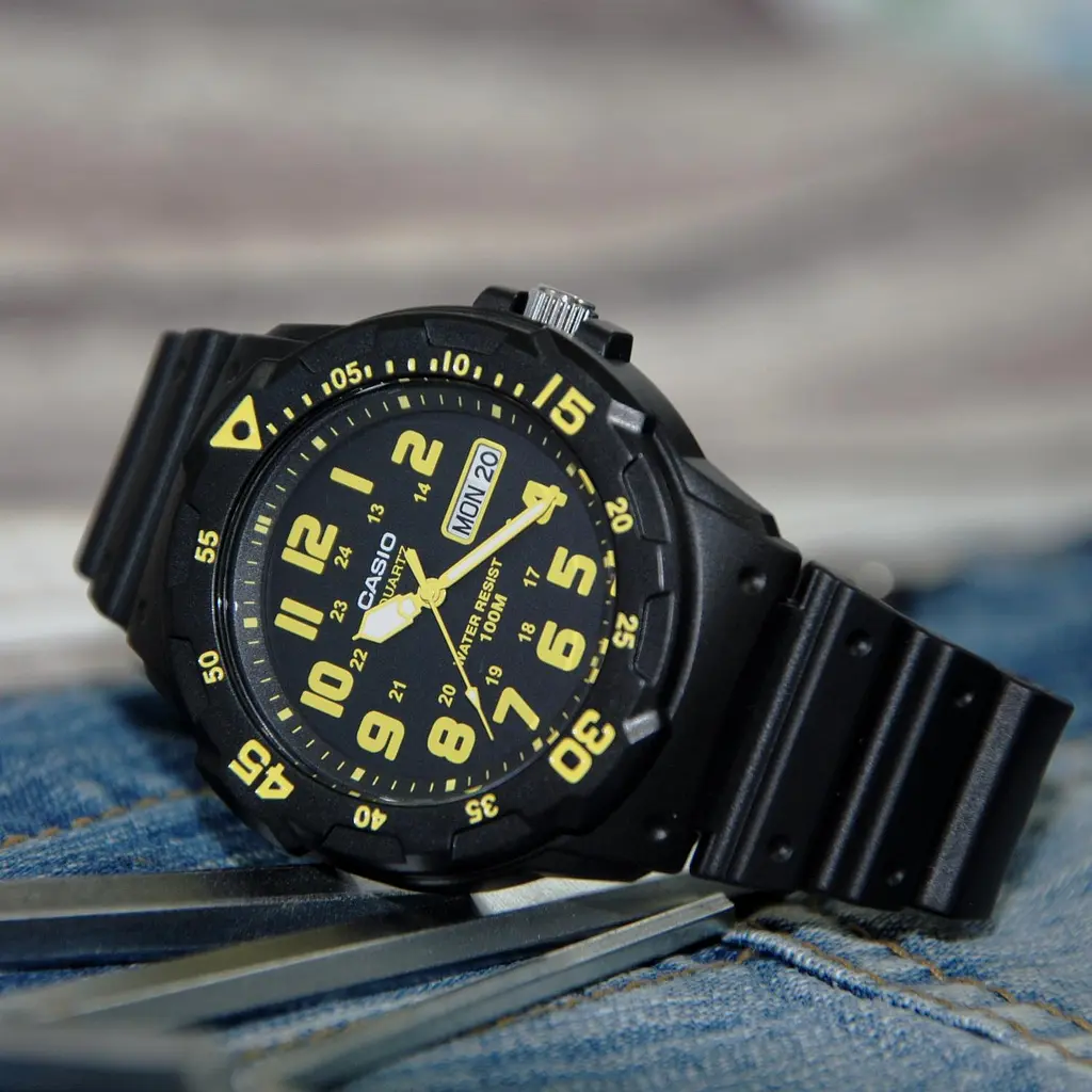 Годинник Casio MRW-200H-9BVEF - фото 3