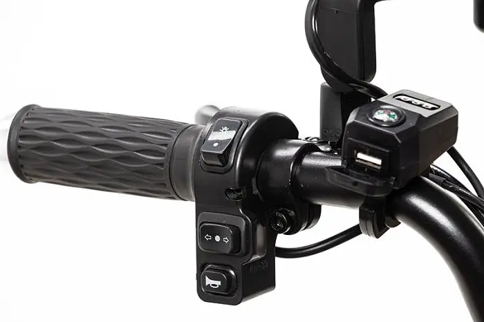Электроскутер Трехколесный 4-местный Crosser TR-4 VAGON (1000W, 72V,24Ah) Серый - фото 6