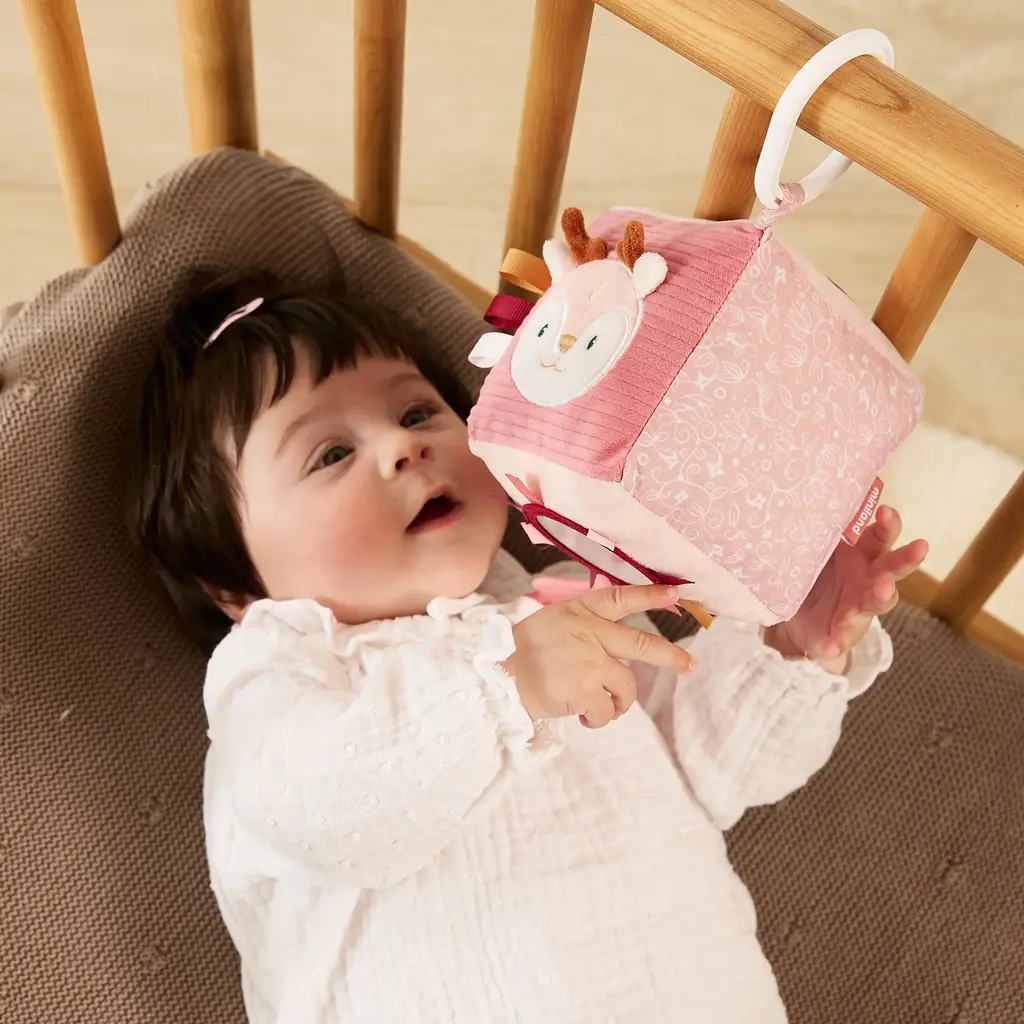 Сенсорний підвісний кубик Miniland Baby Deer (97373) - фото 6