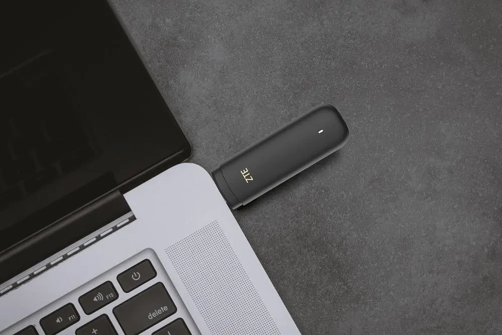 Маршрутизатор ZTE 4G USB Модем F30 Pro (F30 Pro) - фото 5