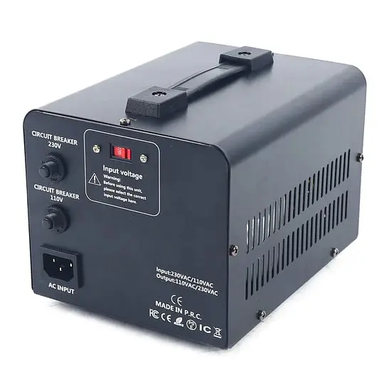 Перетворювач напруги LVYUAN VTEU-3000 1500W 110V/220V - фото 3