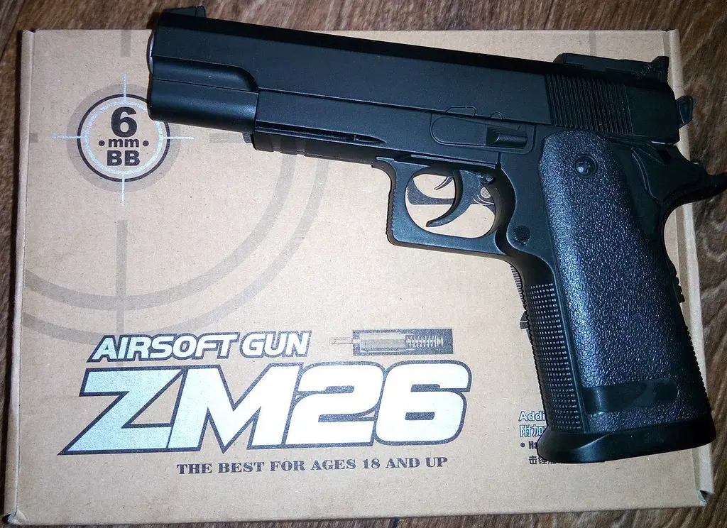 Дитячий пістолет на кульках 6 мм ZM26 металевий airsoft іграшка стріляюча BB 18 см - фото 7