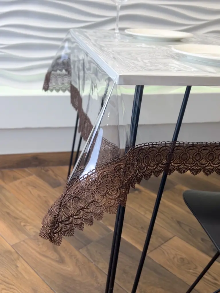 Силиконовая скатерть с коричневым кружевом 7 см 370х150 см - фото 5