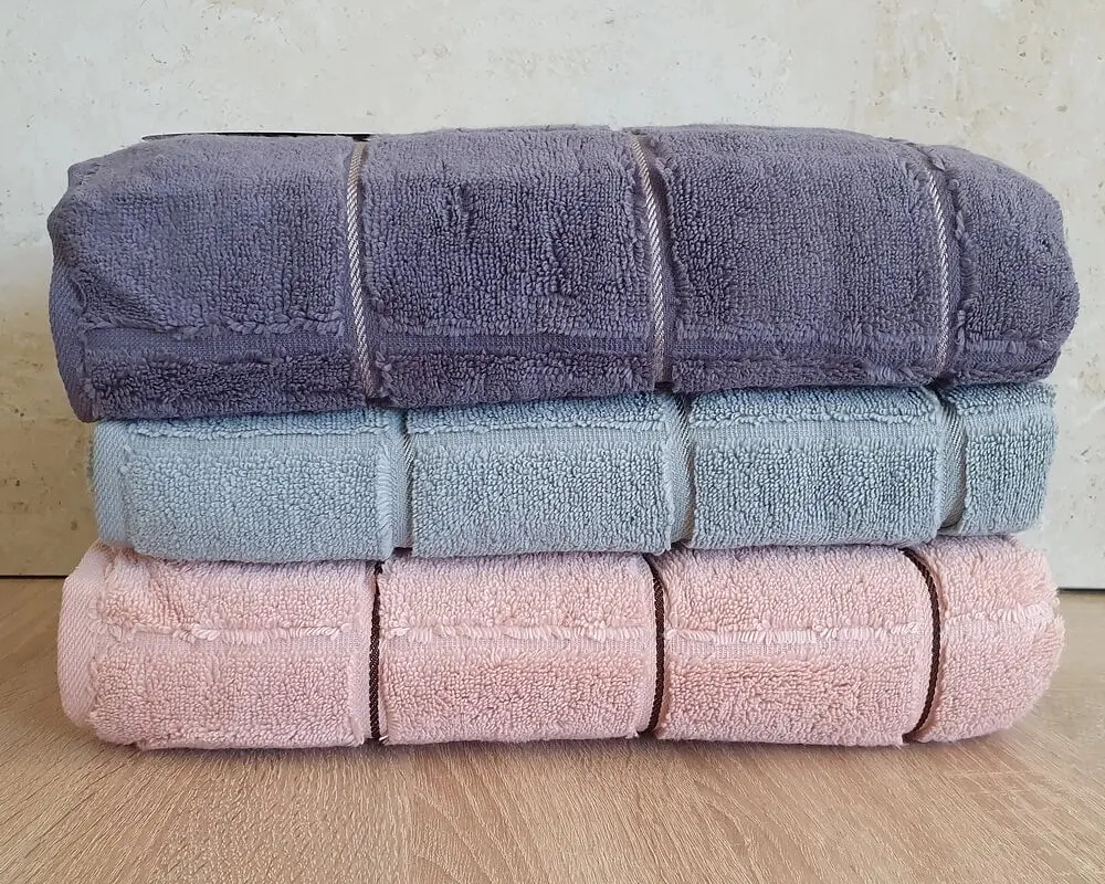 Набір турецьких махрових рушників Cestepe MicroCotton Premium 3 штуки 70x140 Kare 2 щільність 600 г/м2 - фото 3