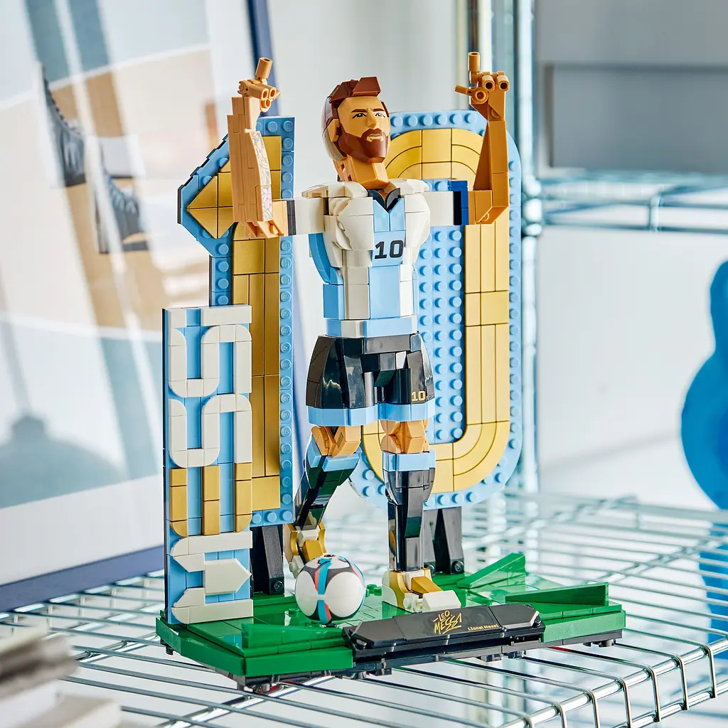 Конструктор LEGO Ліонель Мессі – легенда футболу (43015) - фото 11