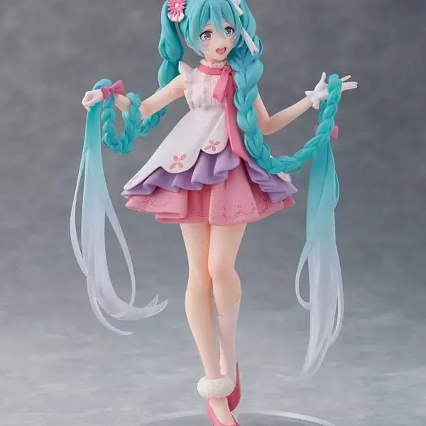 Фигурка Taito Хацунэ Мику Hatsune Miku Wonderland Hatsune Miku Rapunzel 19 см T V HMWR 19 - фото 3
